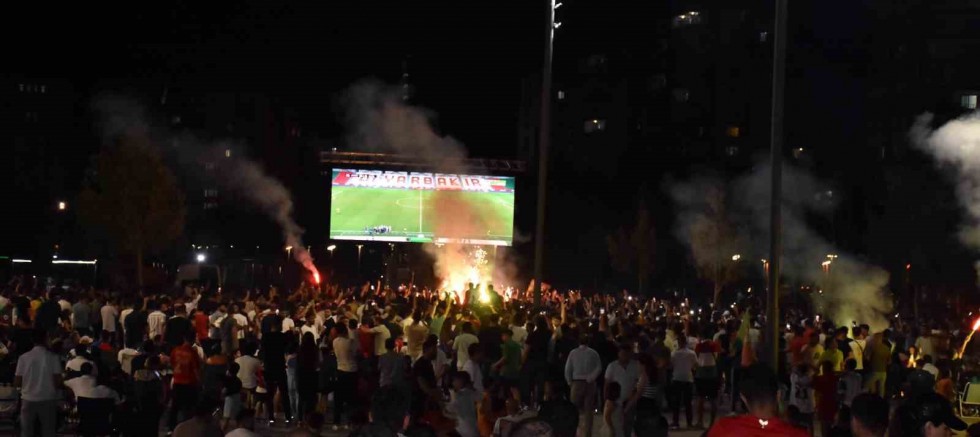 Amed Sportif Faaliyetler’in, Süper Lig heyecanı için dev ekranlar kurulacak