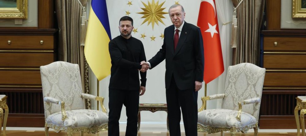 Cumhurbaşkanı Erdoğan, Ukrayna Cumhurbaşkanı Volodimir Zelenskiy ile bir araya geldi