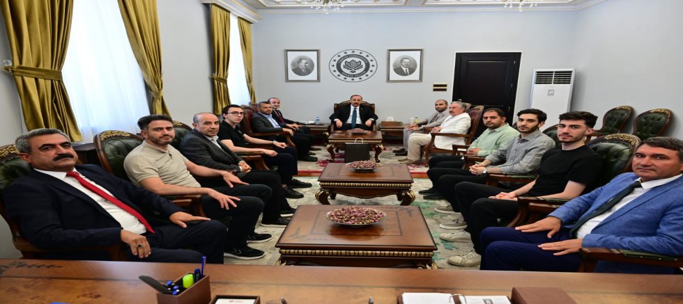 İş İnsanlarından Isparta Valisi Abdullah Erin’e Anlamlı Ziyaret