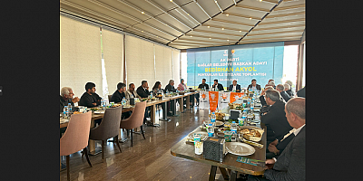 AK Parti Bağlar Belediye Başkan Adayı Akyol: “Muhtarlarımızın talepleri öncelikli hedeflerimizdir”