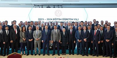 Bakan Tekin, 81 ilin millî eğitim müdürüyle bir araya geldi