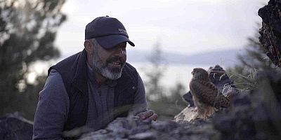 Çekimleri iki yıl süren film, ulusal ve uluslararası 40 festivalde boy gösterdi