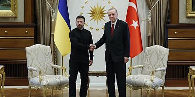 Cumhurbaşkanı Erdoğan, Ukrayna Cumhurbaşkanı Volodimir Zelenskiy ile bir araya geldi