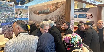 Çüngüş Belediye Standı ziyaretçi akınına uğradı