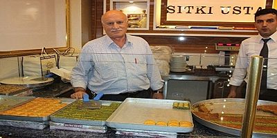 Diyarbakırlılar Ramazan Bayramı'nı Sıtkı Usta'nın tatlılarıyla tatlandıracak