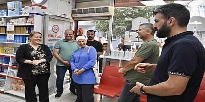 Eşbaşkanlardan esnaf ziyareti: Temizlik çalışmalarını birlikte sürdüreceğiz