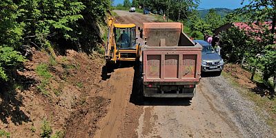 Heyelandan kapanan yollar açılıyor