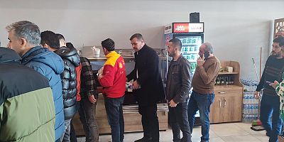 Kaplan, fabrika işçilerini ziyaret etti