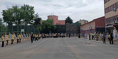 Muazzez Sümer Kız Mesleki ve Teknik Anadolu Lisesi’nde yıl sonu sergisi