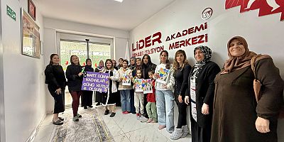 Yasemin Timur’dan 8 Mart Dünya Kadınlar Günü Kutlaması