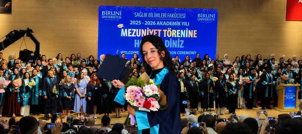 Uzan Ailesinin Mutlu Günü