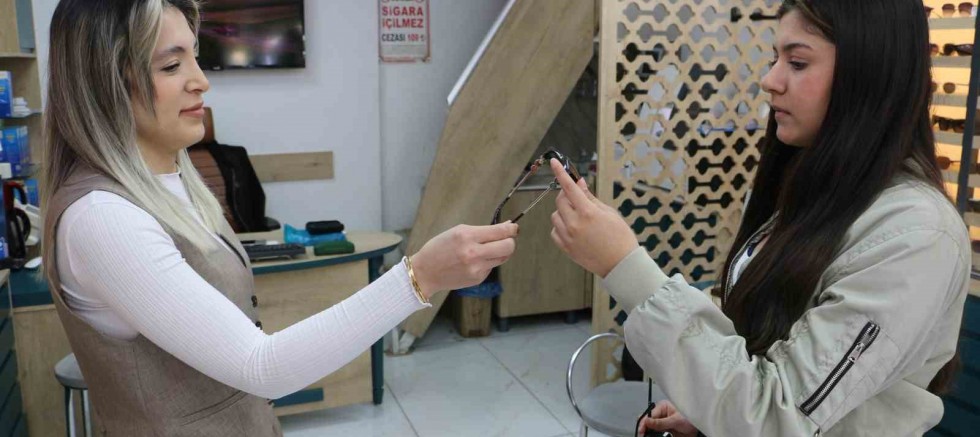 Uzmanlardan uyarı: Güneş gözlüğü 4 mevsim de kullanılmalı